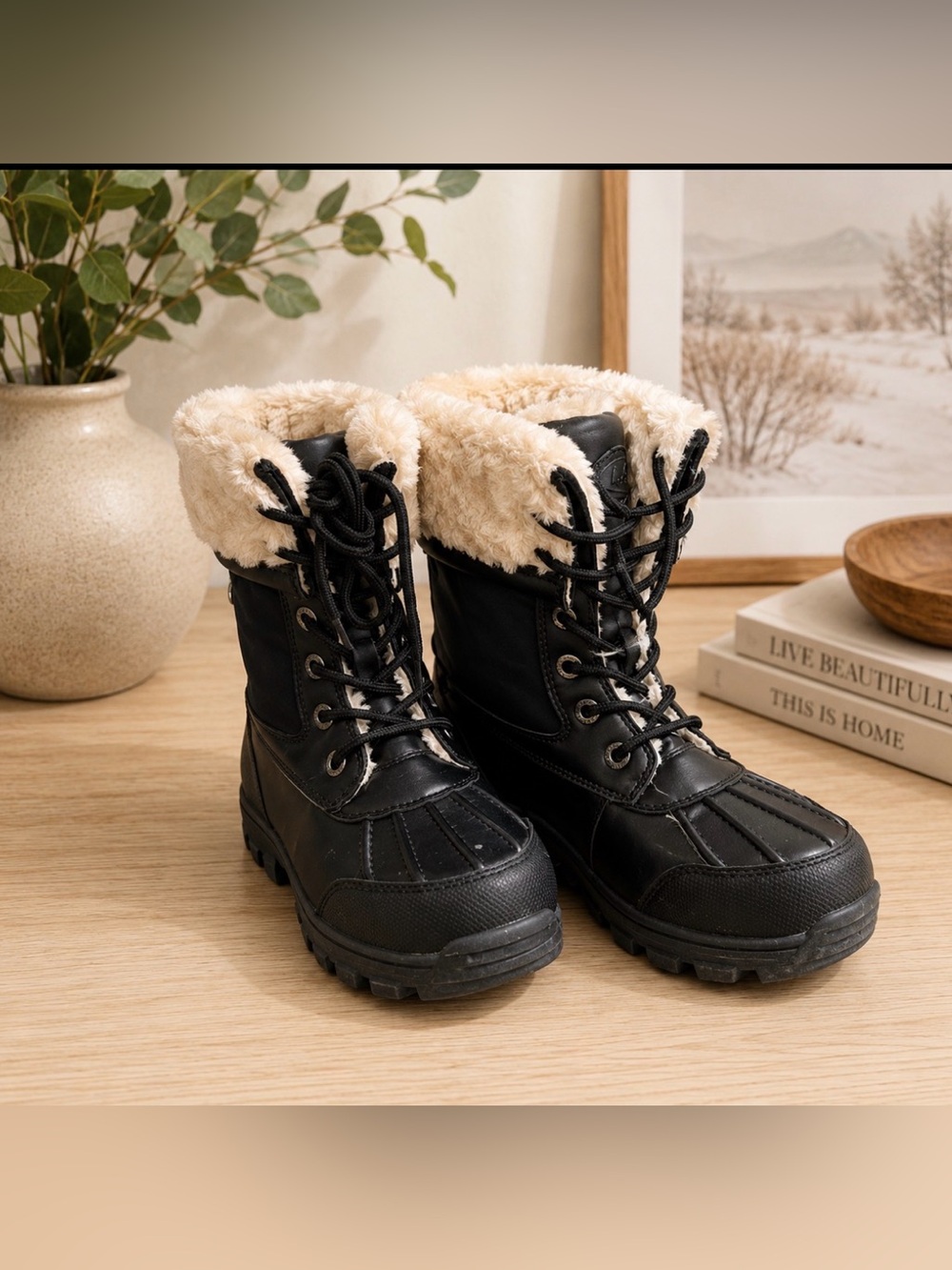 Lugz boots size 4.5 black boots